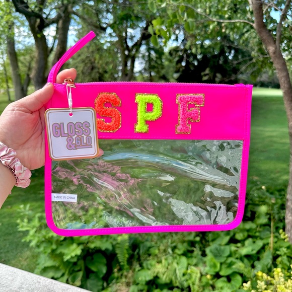 🦋Gloss & Glo pink  Flat SPF Pouch/CLEAR BAG CHENILLE - Picture 1 of 3